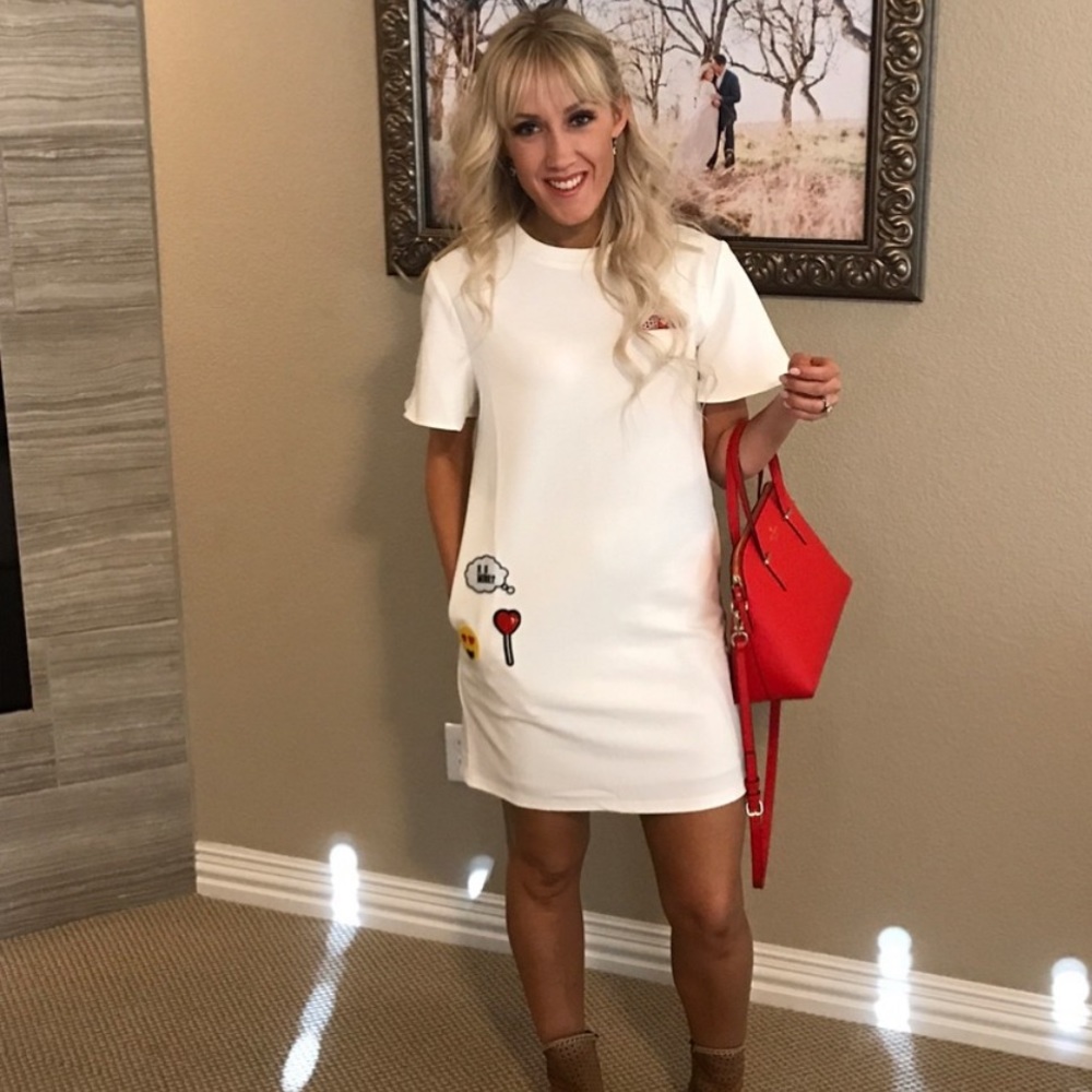 White patch Dress - Picture 2 of 2